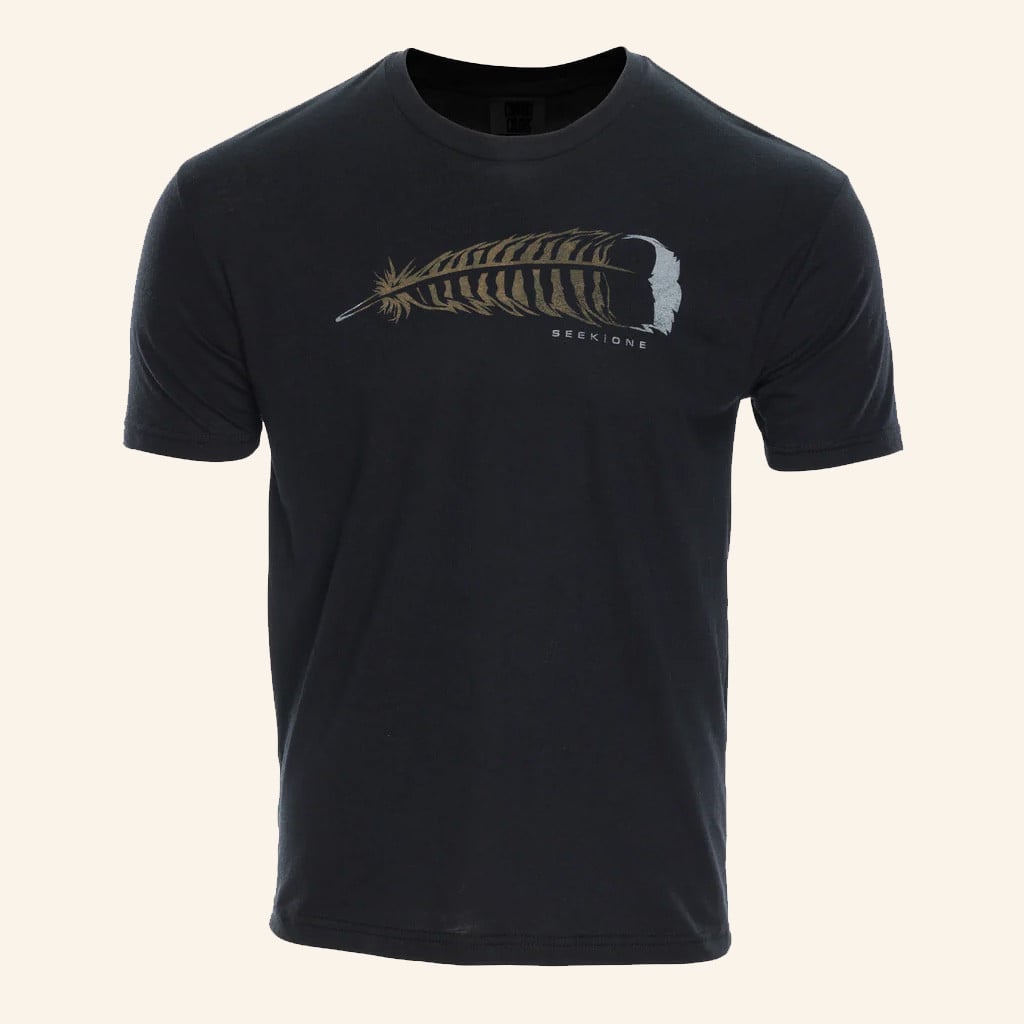 Turkey Feather Black T-Shirt Good Christmas Gifts For Dad HFN