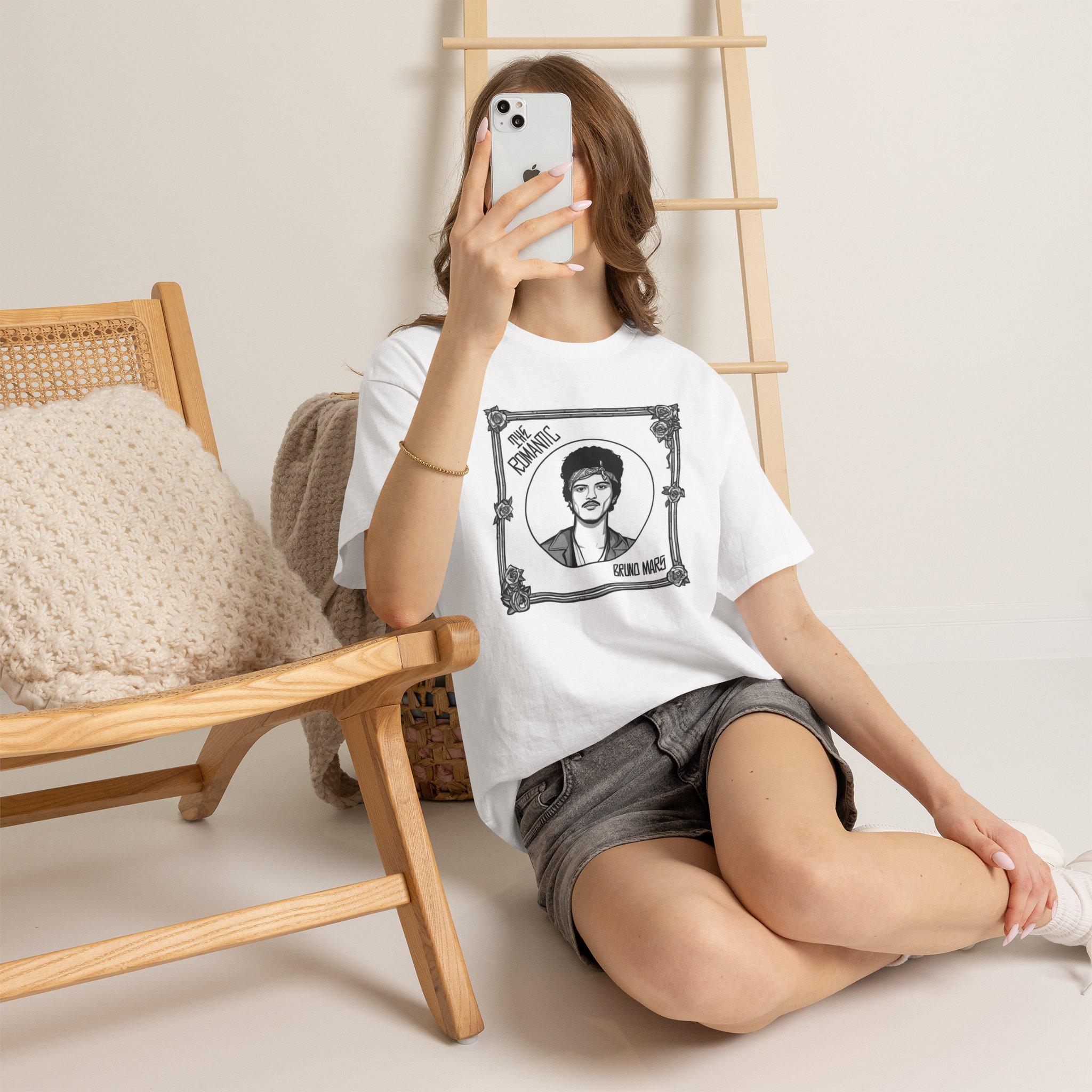 Bruno Mars Portrait Tee Framed Illustration Music Artist Shirt Tour Fan-made Merch HFN Shirt - Image 2
